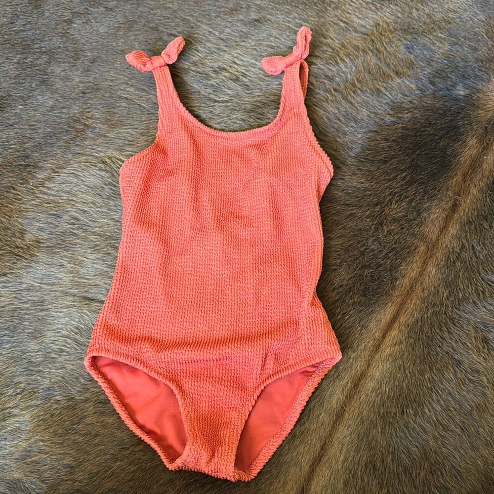 One piece swimsuit! Cat and Jack. Size S